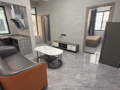 海丰海城海城城区东盛小区附近 电梯房 两房一厅拎包入住 租金1050元出租房源真实图片