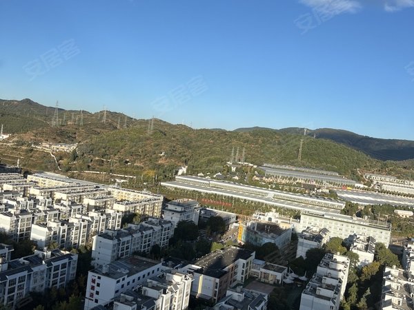 昆明呈贡大学城第七街区第七街区独立单层公寓高层,带家具家电可以