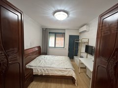 上海普陀甘泉宜川南北两房一厅，52平，1楼，居家舒适，干净清爽，可办理居住证出租房源真实图片