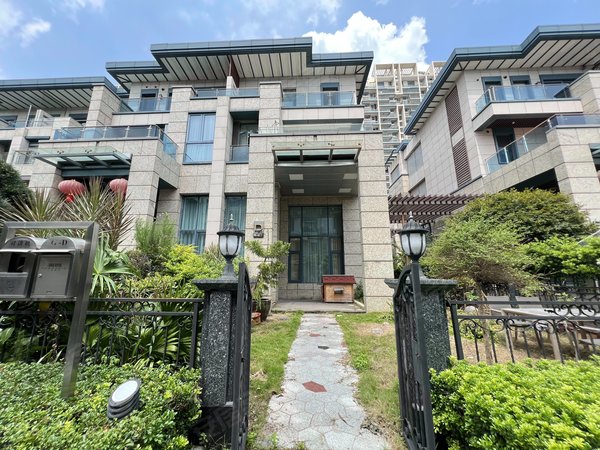 深圳南山后海三湘海尚(别墅)深圳湾三湘海尚别墅,1000平实用,300花园