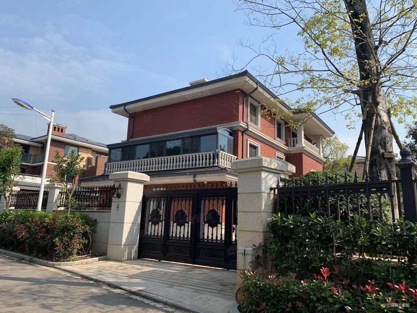 巢上城东区南北通透联排别墅低容积近地铁