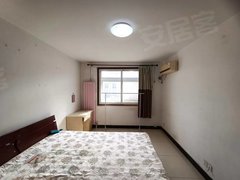 近45中学精装两室，家电齐全，拎包入住，随时看房