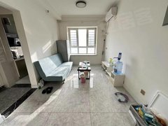沙区伊水湾1期52平米单身公寓出租，家具家电齐全拎包入住！