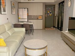 驻马店驿城大商新玛特北区推荐学校周边 天中茗苑步梯装修不错 两室一厅出租房源真实图片