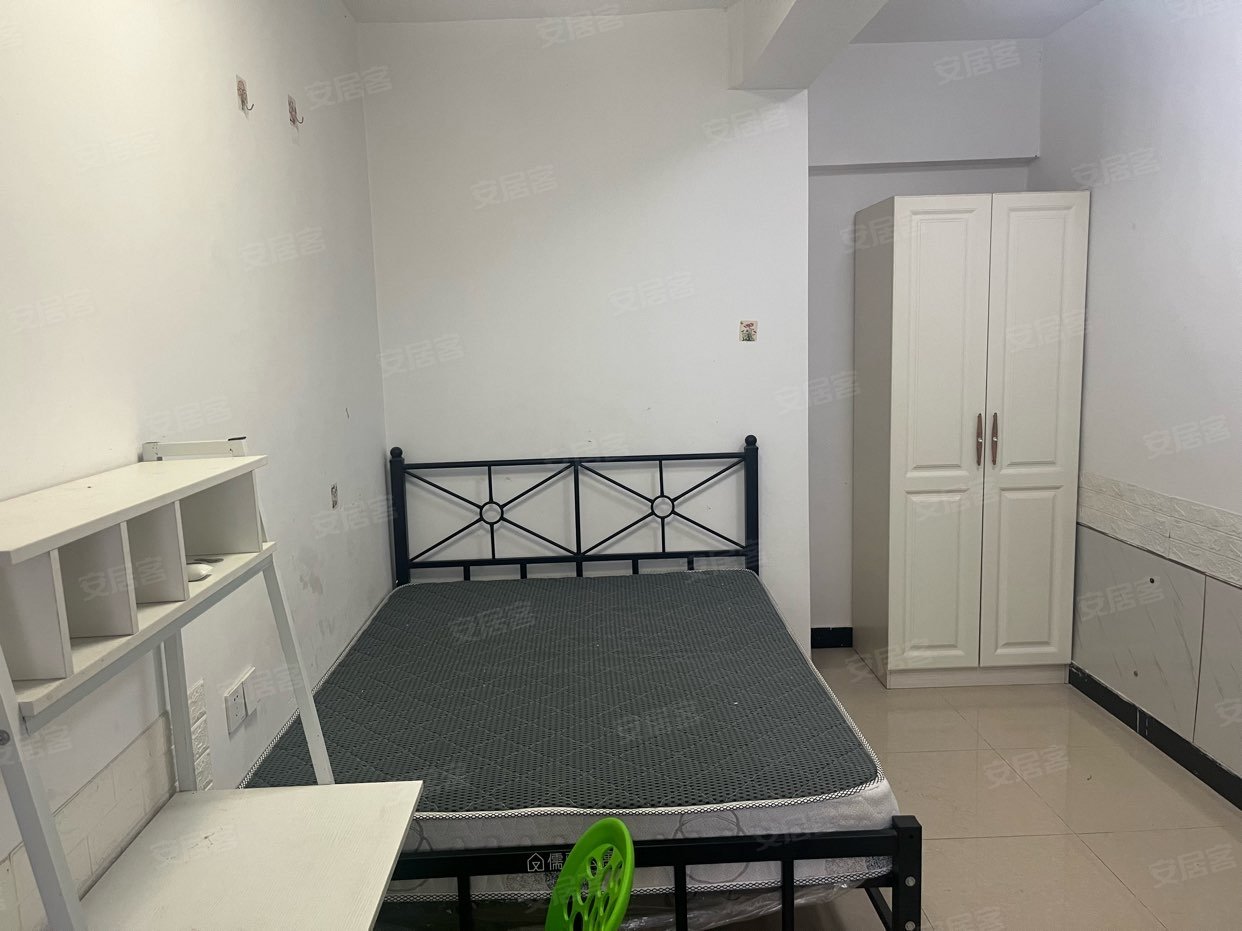 光谷/独卫/短租/地铁/月付