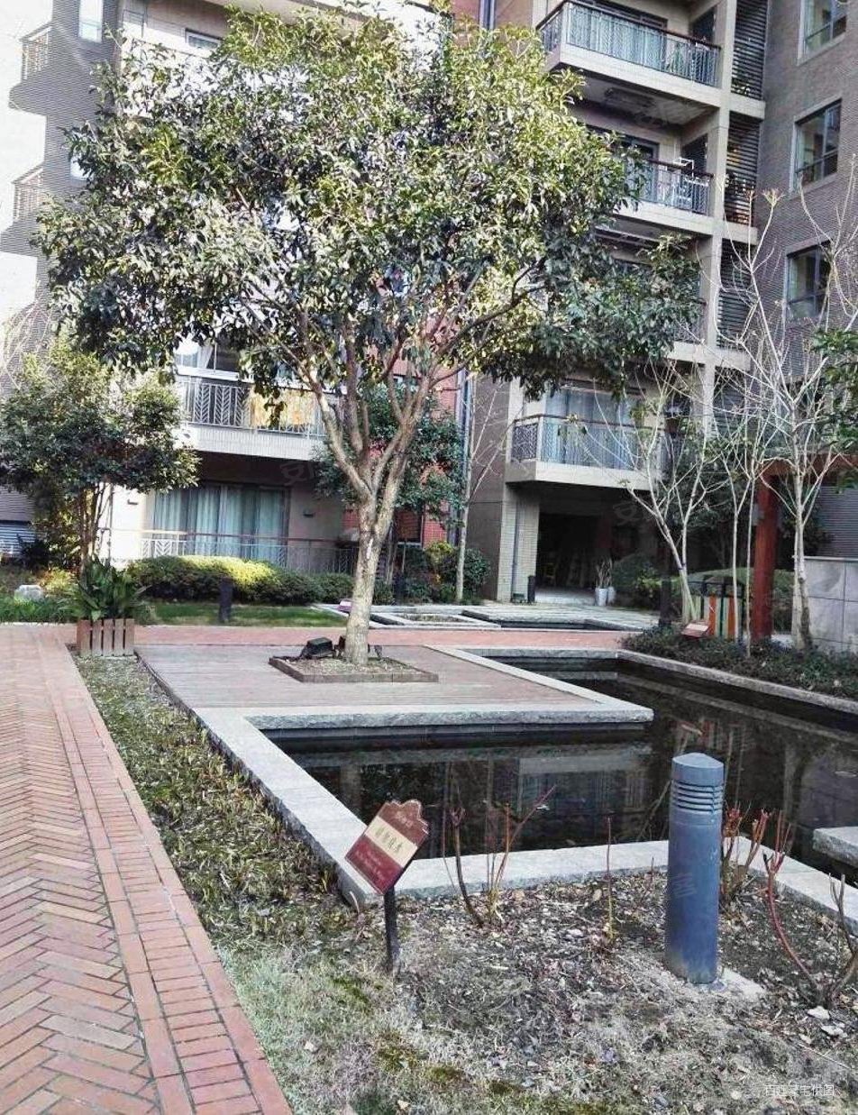 思南公馆东苑3室2厅2卫148.43㎡南3380万