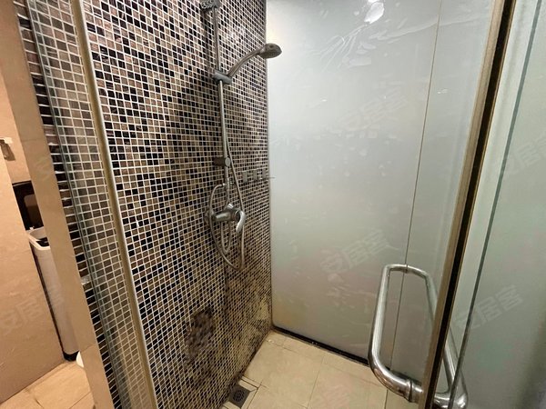 【多图】萝岗万达广场soho公寓,萝岗租房,地铁上瓂 精装单间 21号6号