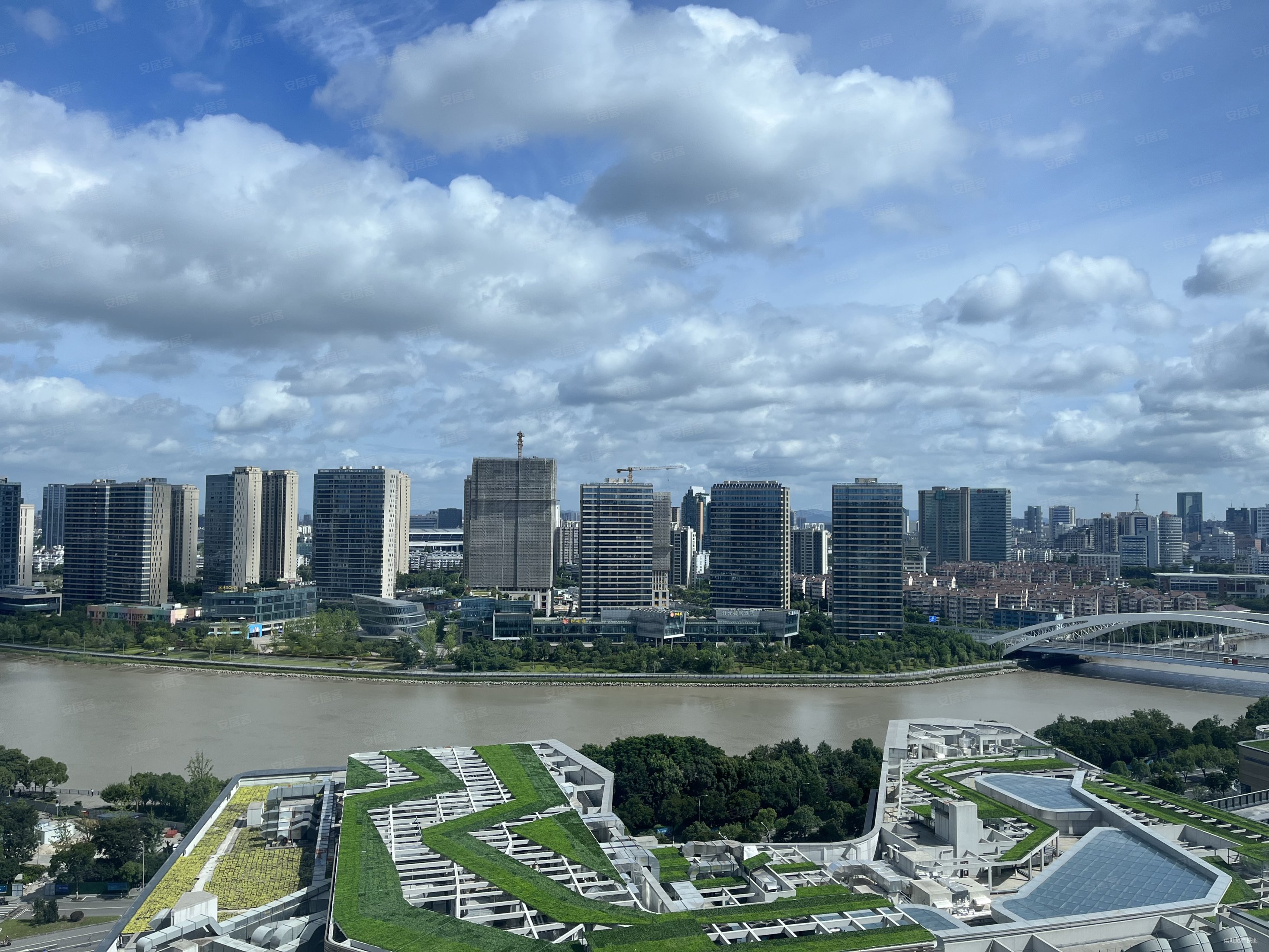 江东金茂府边 一品滨江湾(宁波湾)七中镇安 随时看房,一品滨江湾(西区