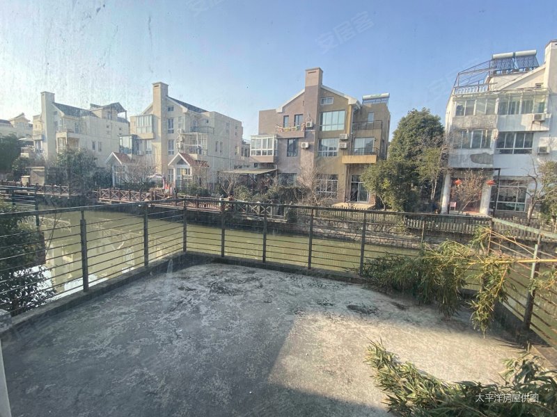 钥匙委托,丽水华庭(别墅)二手房,1050万,4室2厅,3卫,251平米-上海安居