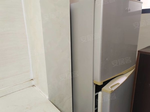 许昌魏都魏都城区骏景中央公园(魏都)东城区实验小学初中骏景中央公园俩室南户1300包物业家电齐出租房源真实图片