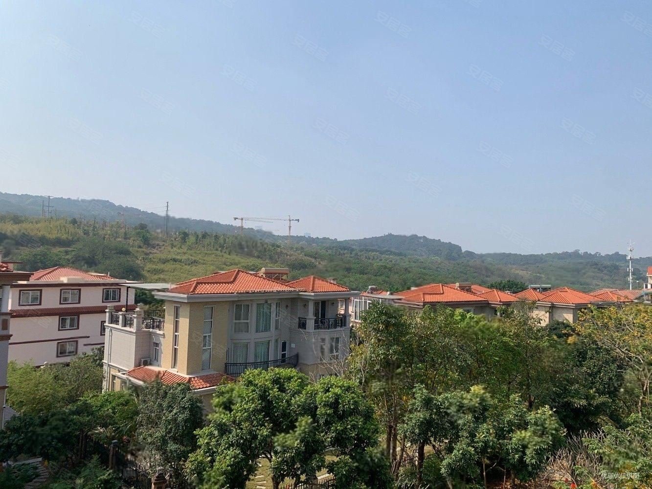 南宁房产网>南宁二手房>青秀二手房>东盟商务二手房>大自然花园(别墅)