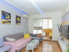 凉山西昌海河海河边 风情园 电梯精装套一带空调 家具家电齐全,拎包入住出租房源真实图片