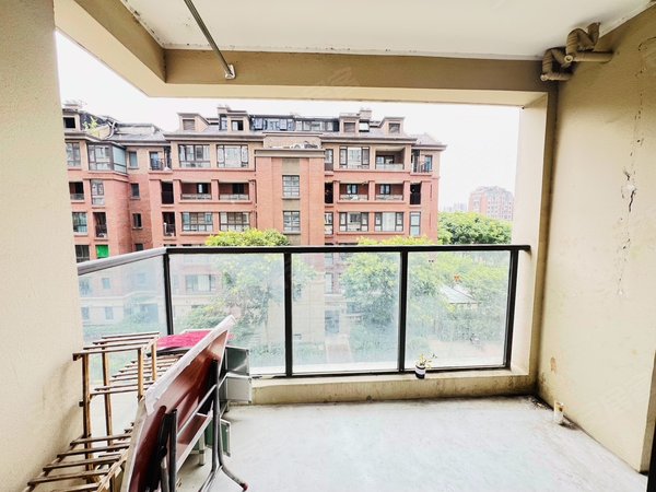 九龙仓碧堤雅苑直租无中介近郭巷尹山湖医院长申瑞尚