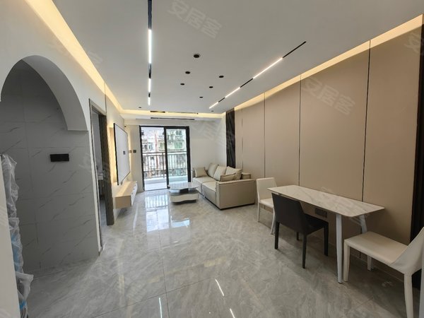 华润边乌山府 性价比王 现代化装修大2房 随时可看出租房源真实图片