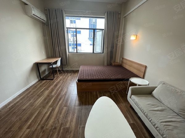 绍兴嵊州城区锦江花苑直租无中介费押一付一免费搬家拎包入住,夏日