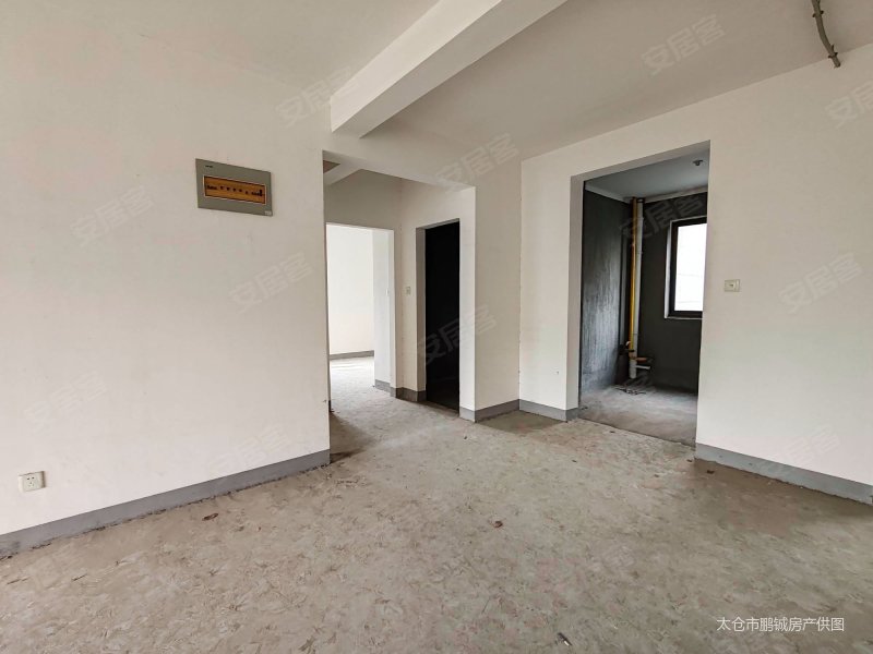 南洋二号公馆次新小区南北通透带产权车位近滨河公园