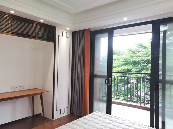 广州白云人和流溪半岛流溪半岛精装大两房两卫加书房 一线江景 小区