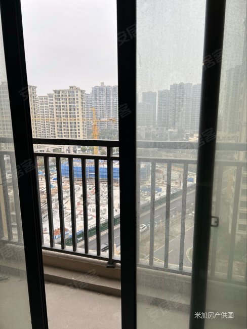 嘉兴房产网>嘉兴二手房>平湖二手房>平湖市区二手房>湖景花苑>488_650