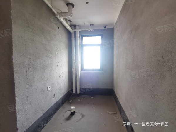 鹿邑建业城(北区)3室2厅2卫130㎡南北72万