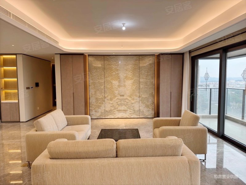 户型方正大气  贵享受新装修管家式管理