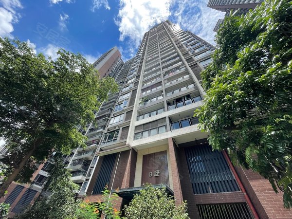 深圳龙华民治汇龙湾花园深高旁边汇龙湾花园104平米大三房,业主急租