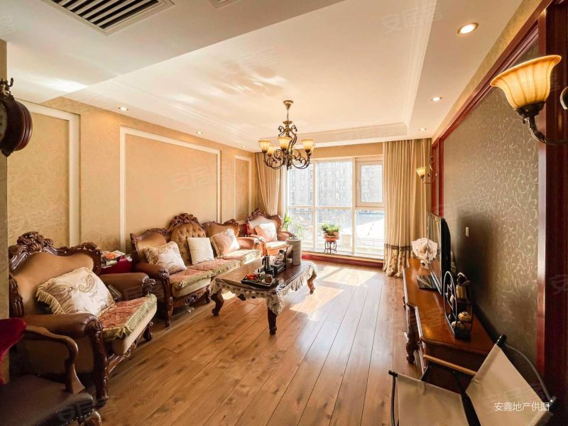 商业配套齐全 南北通透 精装修 小三房 临地铁 电梯房,润德北京公园