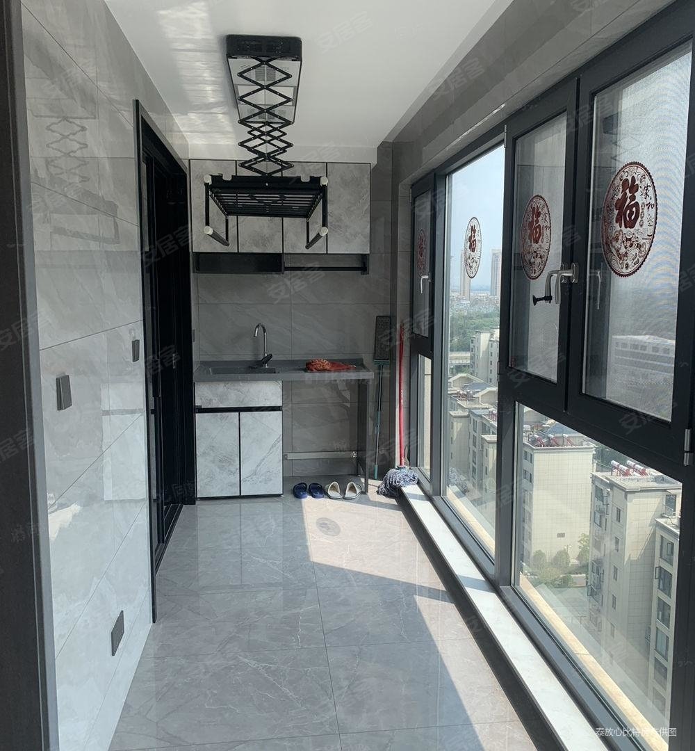 精装未住 天泽府桃李府