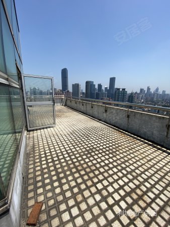 安福路顶楼复式豪宅金苑带车位150平露台景观好