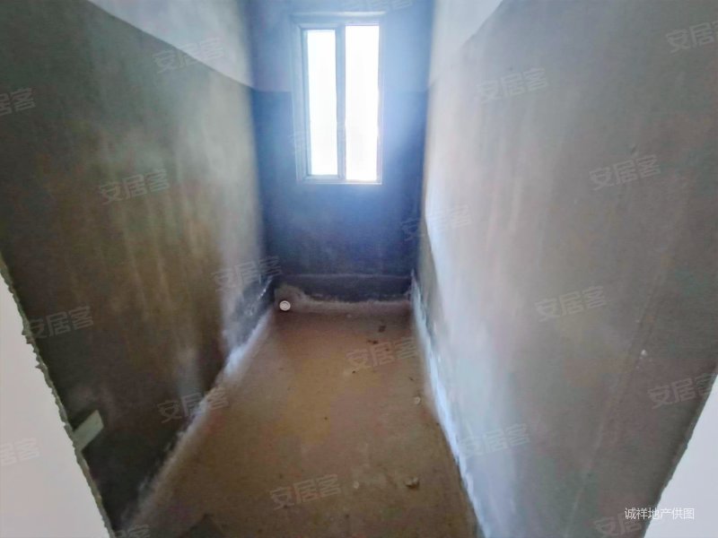 揽江雅苑4室2厅2卫143.68㎡南北115万