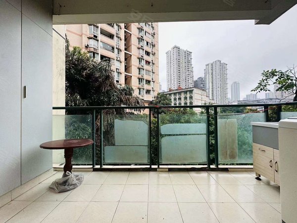 【多图】金地花园,观音桥租房,新上金地花园精装两居室,拎包入住家具