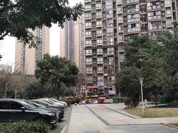 重庆渝北回兴空港环山国际渝北回兴地铁口9.