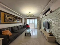 响水珠江路润生广场盛都华城步梯三室两卫清爽装修拎包入住年租12000，靠近欧亚出租房源真实图片