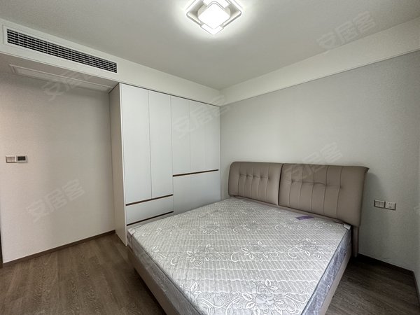 金华金东多湖江秀花园万达商圈，阅云台现代风三室，大横厅，光南中学旁，拎包入住出租房源真实图片