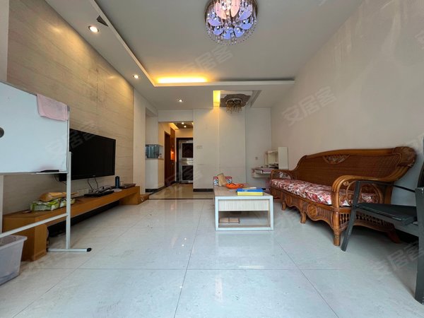 广州番禺市桥柏丽花园柏丽花园 2室2厅1卫 精装修 电梯房 80平出租