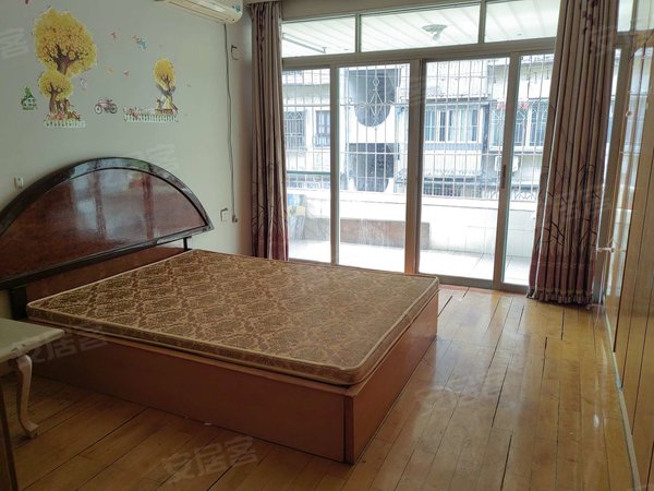 福州仓山六一南路龙津花园房源采光好,南北通透,业主诚意出出租房源