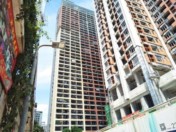 深圳罗湖蔡屋围幸福华府京基帝王大厦旁!蔡屋围繁华商圈!