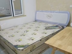 临沂费县费县城区水岸名城,主房49平精装修,家电齐全拎包入住9000元一年。出租房源真实图片