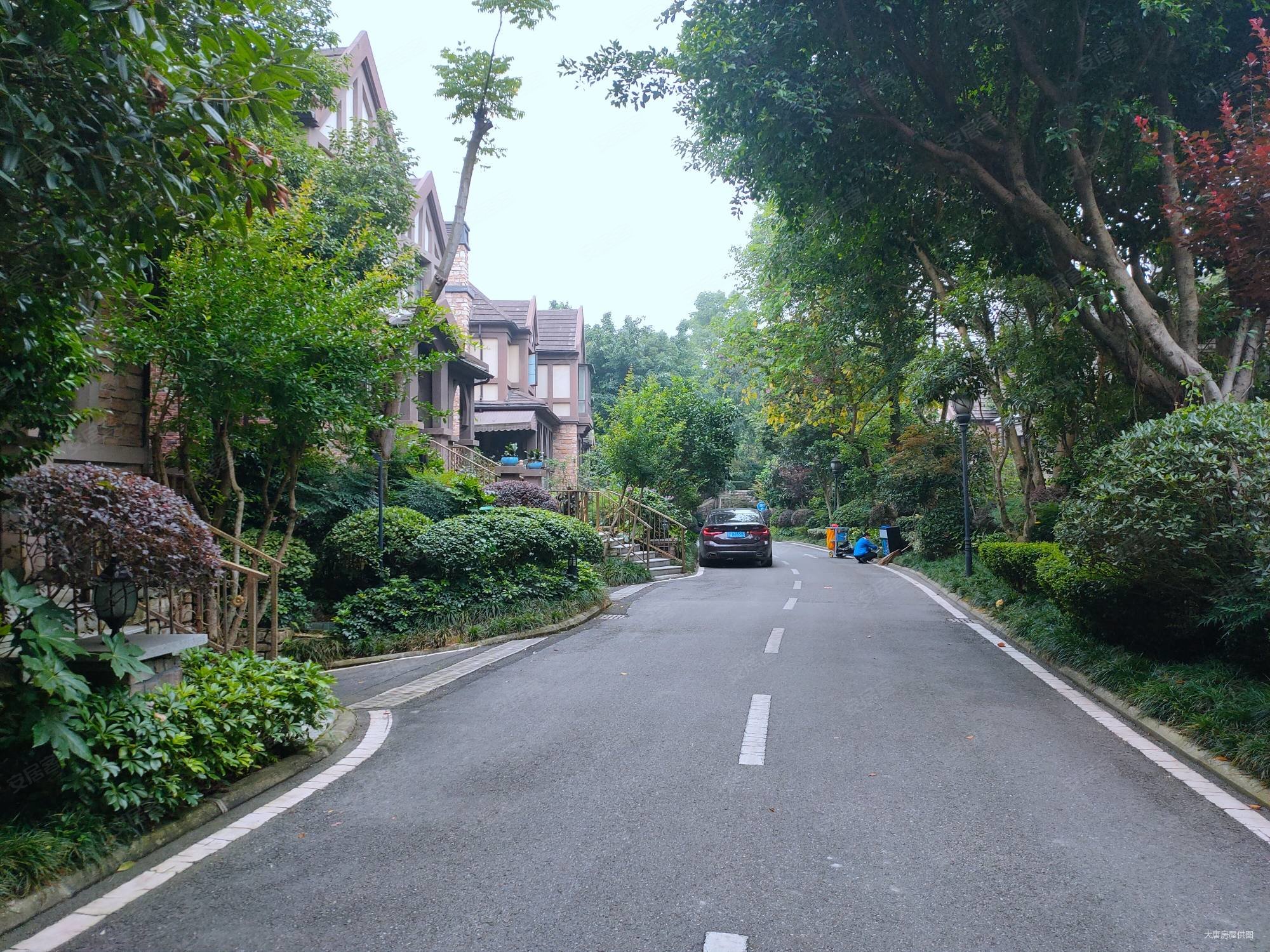 成都房产网>成都二手房>新津二手房>新津城区二手房>龙湖长桥郡>2000