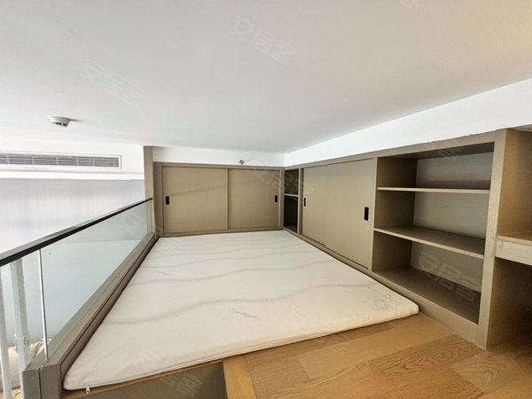 【多图】仁恒梦公园,大运租房,仁恒梦公寓复式精装修漂亮一房高楼层看