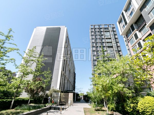 北京朝阳望京北纬40度(东区)业主诚心出租,价格能聊,正南 2室2厅 北纬40度(东区)出租房源真实图片