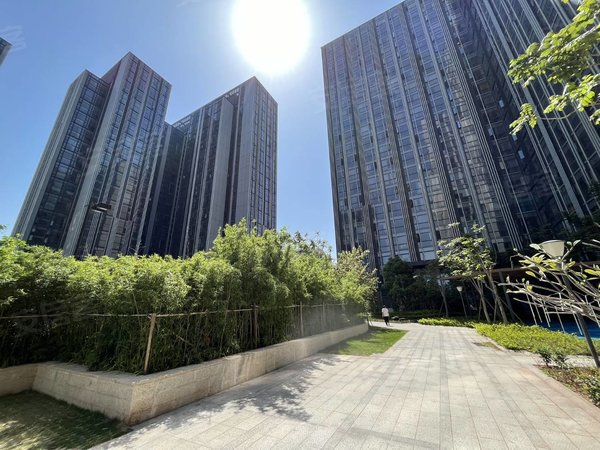 广州白云金沙洲金沙大都汇金沙大都汇 精装南向五房 大面积性价比高