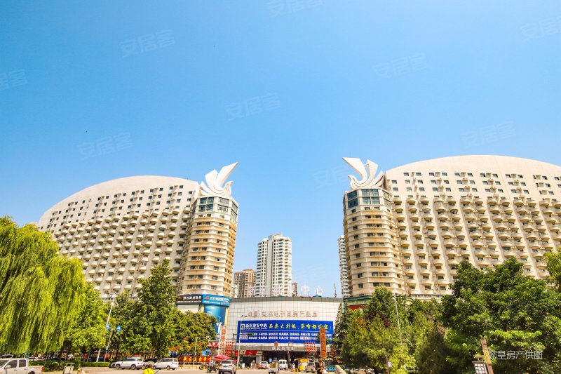 宝龙酒店公寓临地铁停车方便有电梯购物方便正规商品房