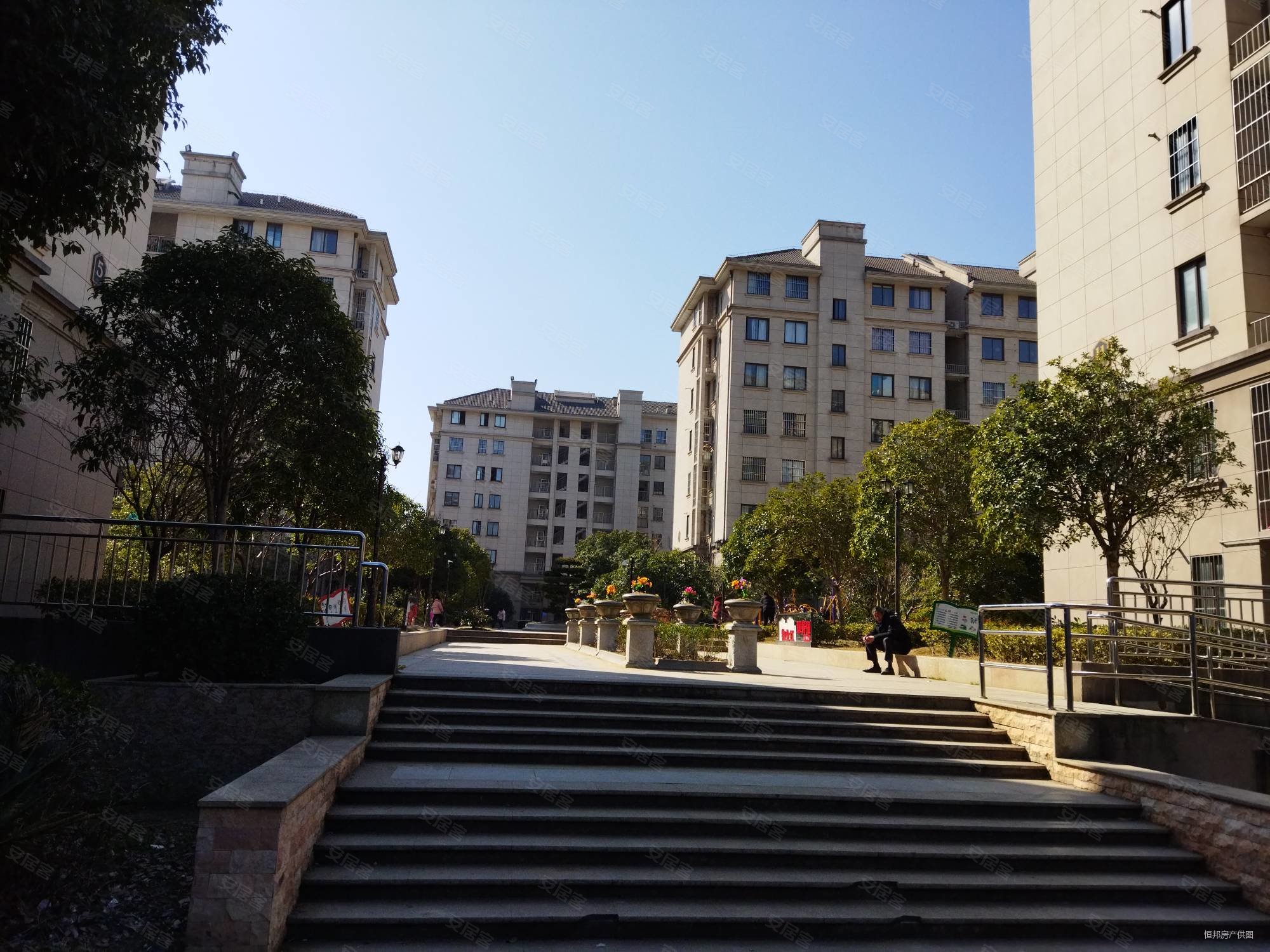 昆山房产网>昆山二手房>千灯二手房>千灯古镇二手房>御翠湾(a区)>