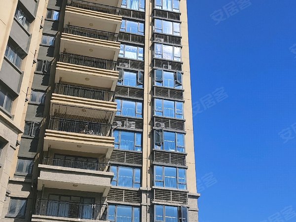 汕头濠江濠江城区恒大金碧江湾恒大金碧江湾 4室2厅2卫出租房源真实