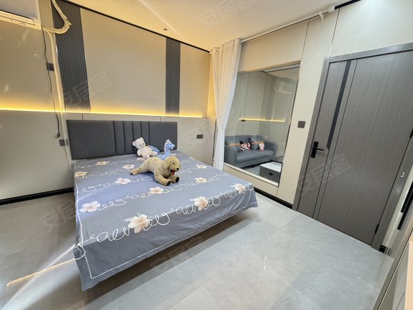 金华东阳东阳江北兴平东路115号楼人民路轻轨站 盛世豪门 落地窗一级空调 超大一室一厅带投影出租房源真实图片