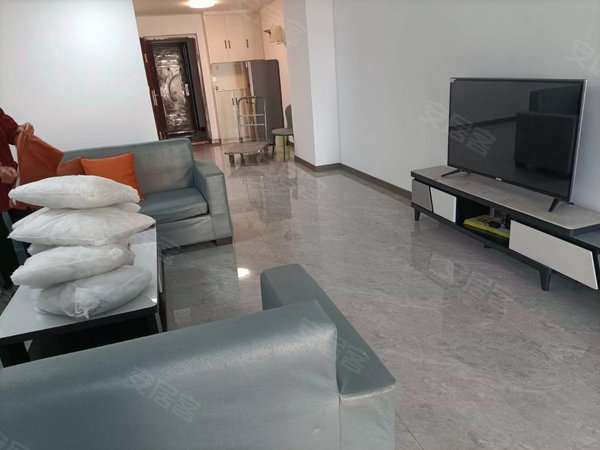 重庆大足大足城区豪洋k城吾悦广场未来窗附近精装一室出租!