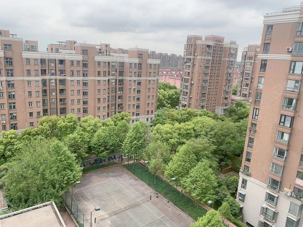 上海闵行华漕万博家园万博家园 1室2厅1卫 67平 南北通透 精装修全配