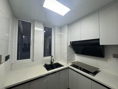 湖州南浔浙北大厦水晶晶公园旁 单身公寓 一室两厅 带车位 看房方便出租房源真实图片