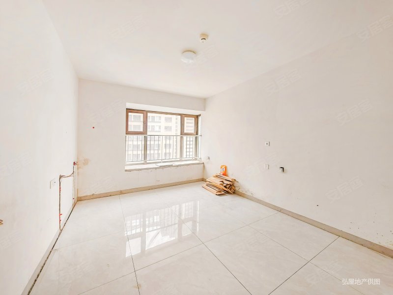 中间楼层采光好 有钥匙随时看房 低密度社区 正规商品房,正荣悦棠府