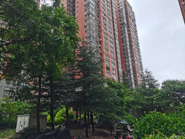 西安高陵泾河工业园水榭花都水榭花都  俩室精装全配  看房有钥匙出租